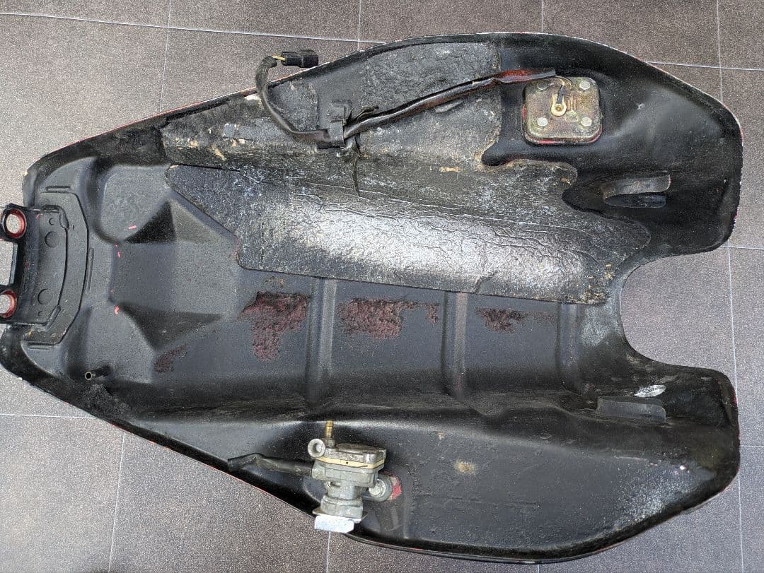 訳あり　zrx タンク