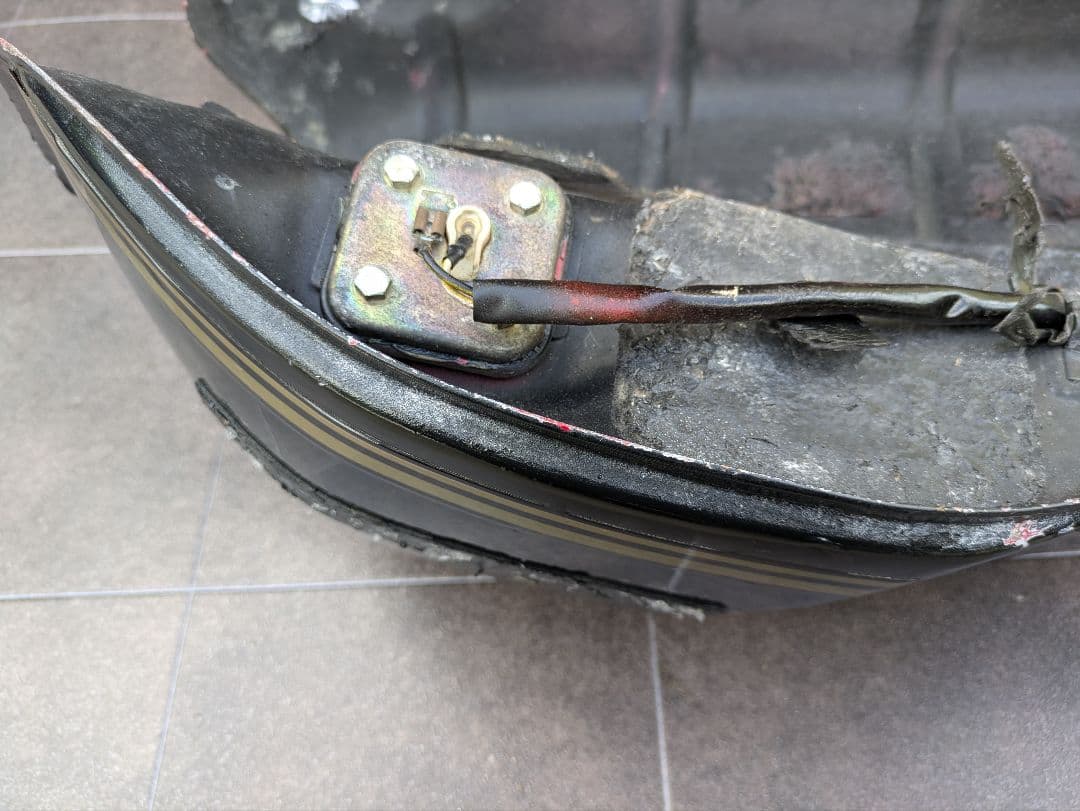 訳あり　zrx タンク