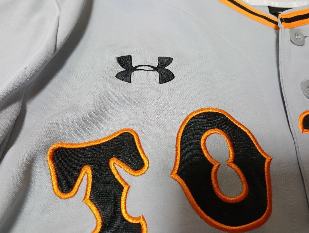 読売ジャイアンツ　巨人　岡本和真 選手サイン寄せ書き入りユニフォーム 38番時代