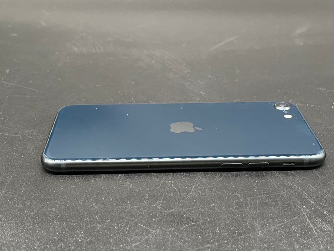 ◇iPhone SE MMYF3J/A 128GB 82% 第三世代