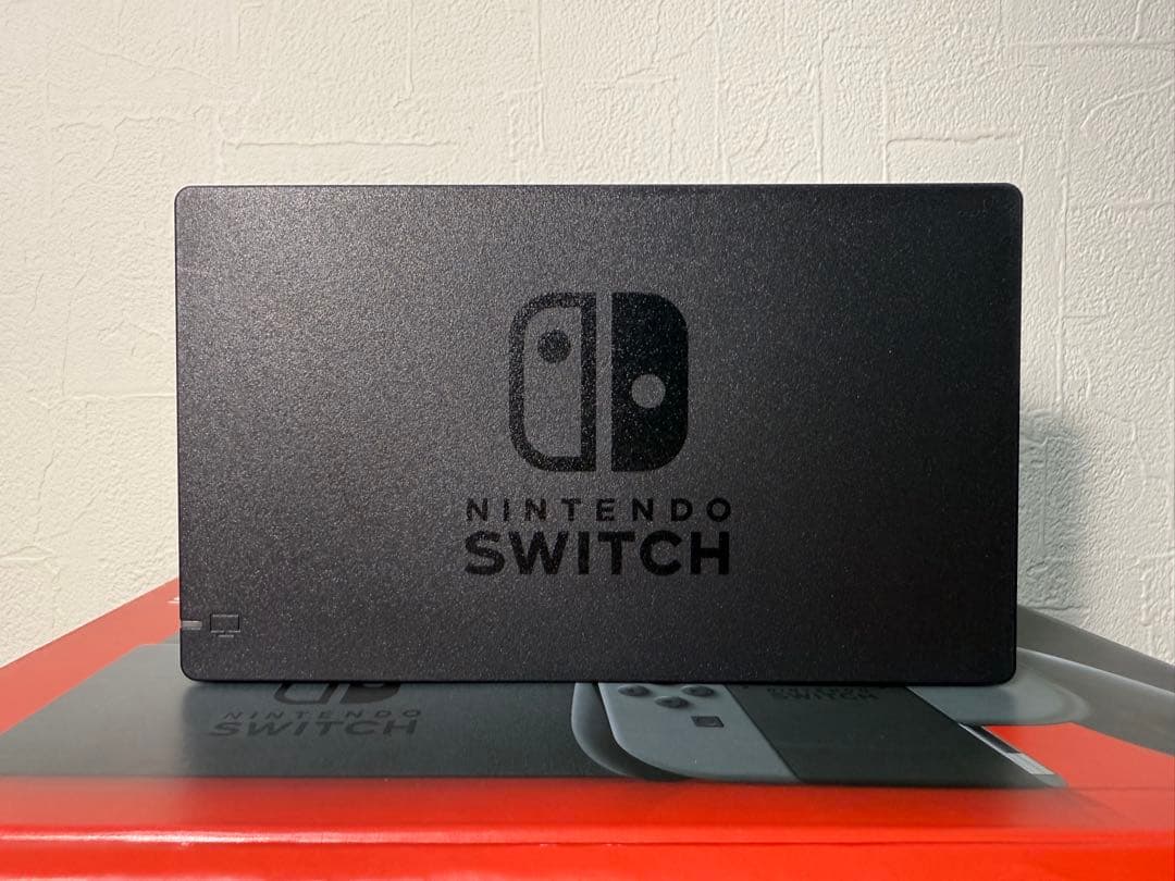 【美品】Nintendo Switch 本体 グレー おまけ付き