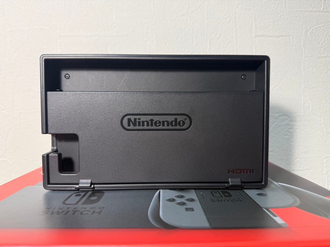 【美品】Nintendo Switch 本体 グレー おまけ付き