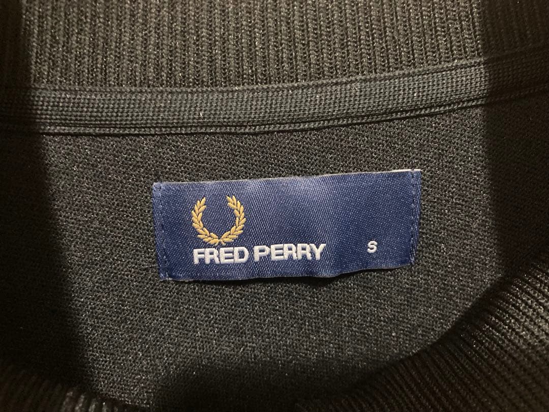 【美品】フレッドペリー Fred Perry トラックジャケット ジャージ