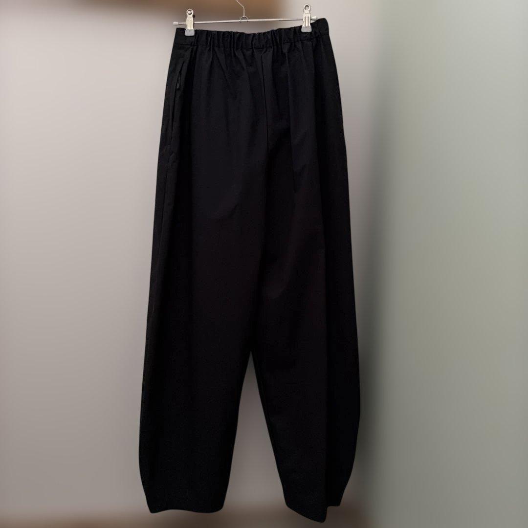 ナゴンスタンス 撥水 タックテーパードパンツ M ブラック