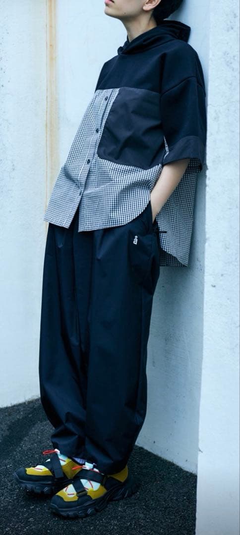 ナゴンスタンス 撥水 タックテーパードパンツ M ブラック