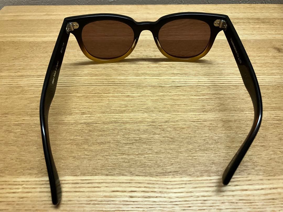 NEIGHBORHOOD EFFECTOR ブラウン