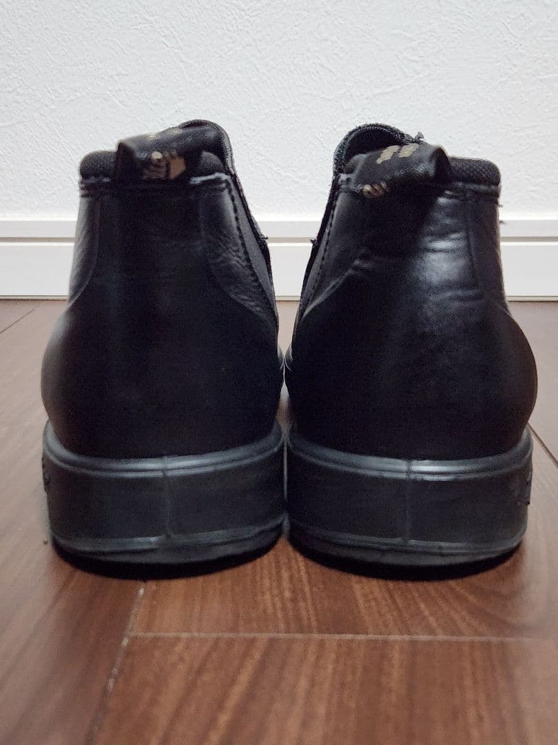 ブランドストーン　ブラック　サイズUK9