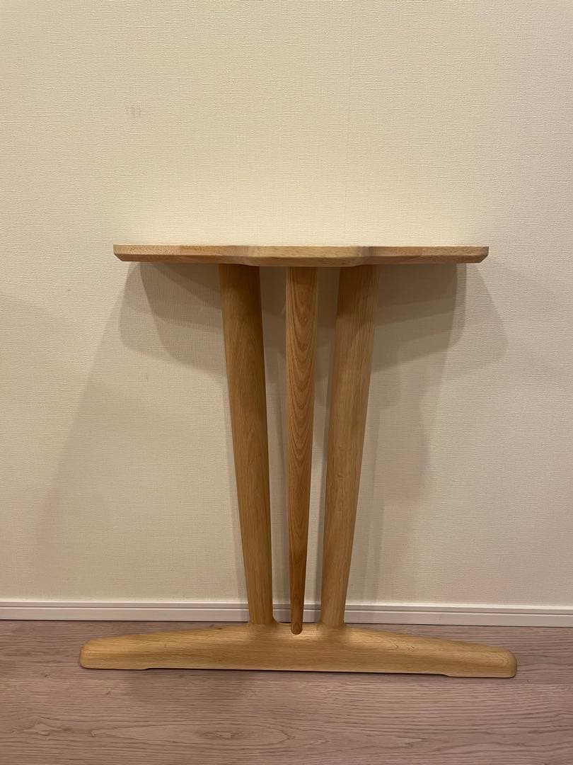 カリモクダイニングテーブル　脚のみ（ボルト付き）