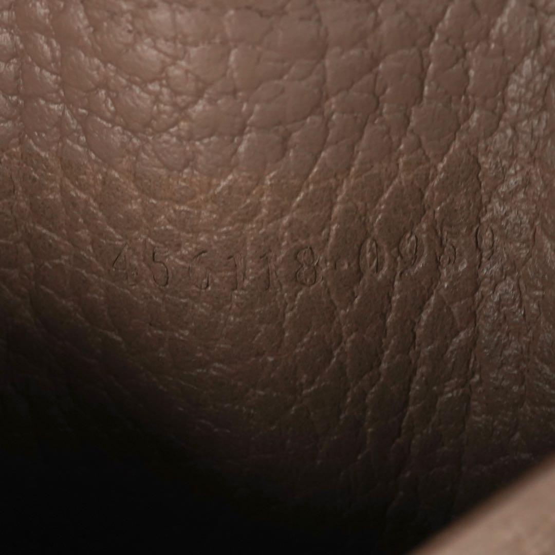 ✨未使用展示品・箱付き✨　GUCCI キーケース　マーモント　6連　バイカラー