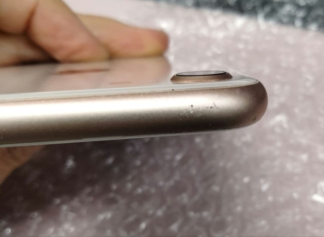 iPhone8 64GB ゴールド ピンク系 MQ7A2J/A docomo版