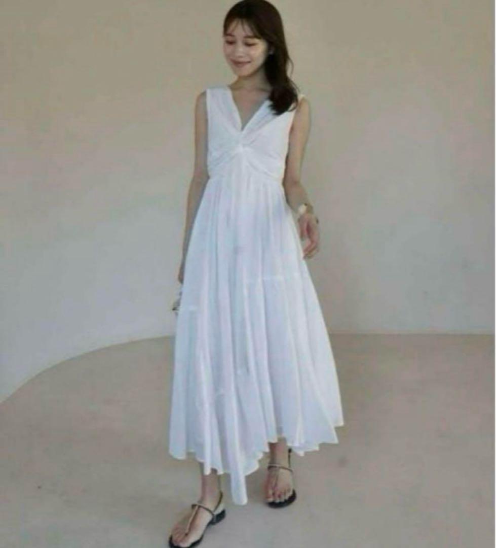 ワンピース laubeblanc Irregular hem twist Dress