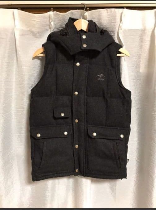 キング高友　ステューシー ウールダウンベスト フード付き ダウンベスト