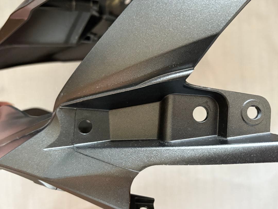 新品 新車外し zx4r 純正アッパーカウル グレー