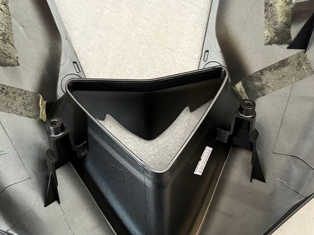 新品 新車外し zx4r 純正アッパーカウル グレー