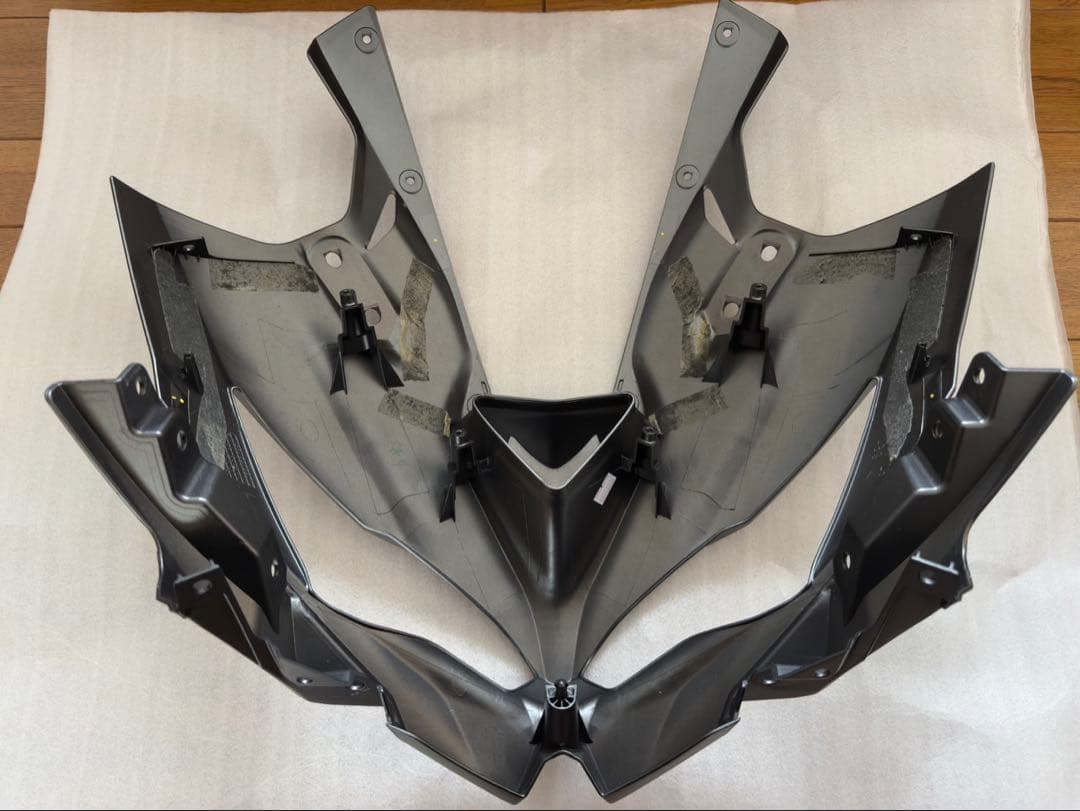 新品 新車外し zx4r 純正アッパーカウル グレー