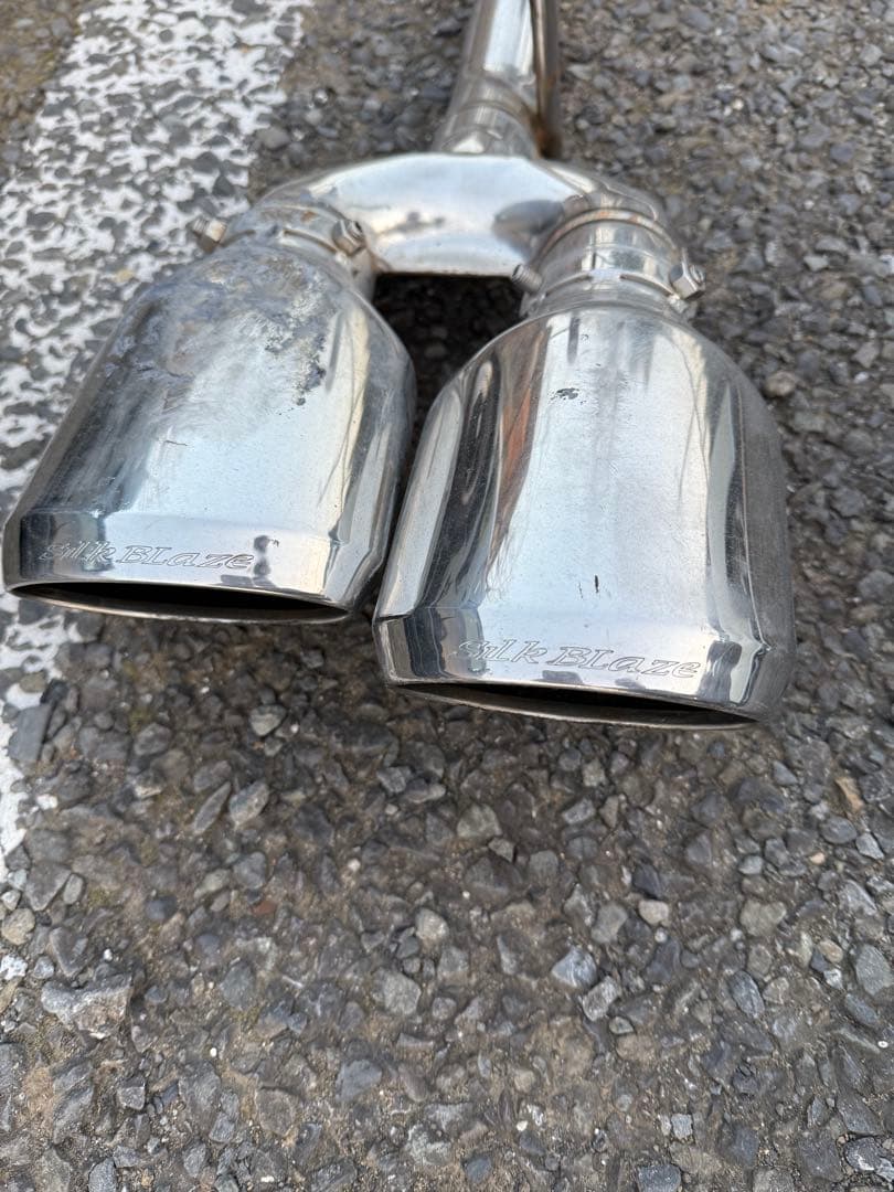 手渡し　ヴェルファイア アルファード　20 マフラー　4本出し　シルクブレイズ