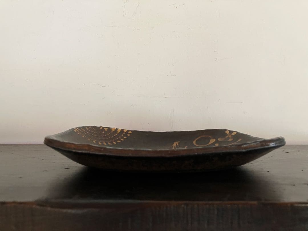 山田洋次作スリップウェア　鳥模様平皿