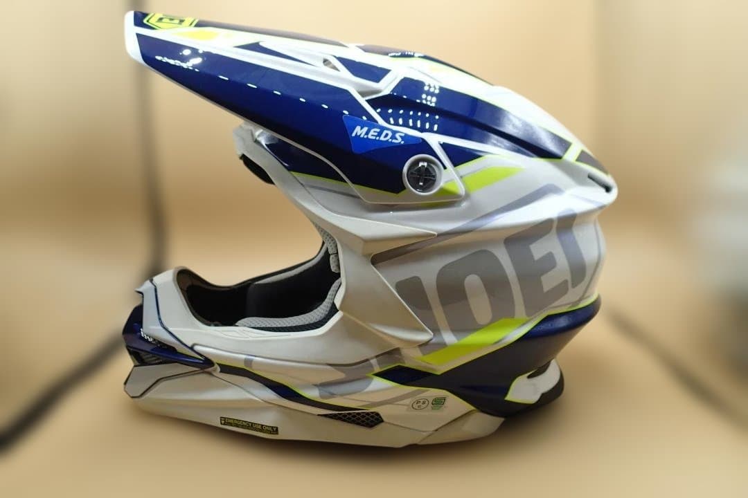 ショウエイ　オフロードヘルメット VFX-WR　ALLEGIANT TC-3