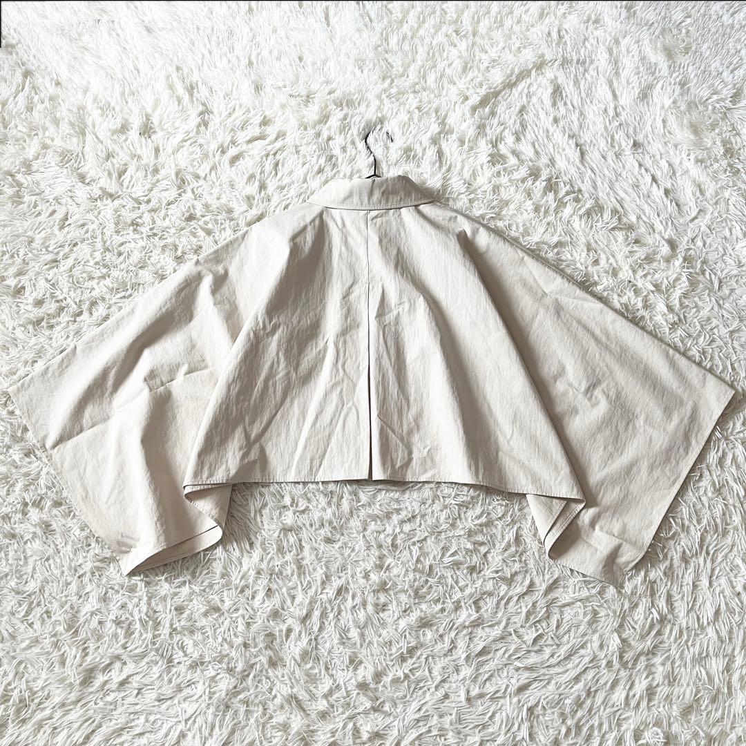 COS コス オーバーサイズ クロップド トレンチコートケープ