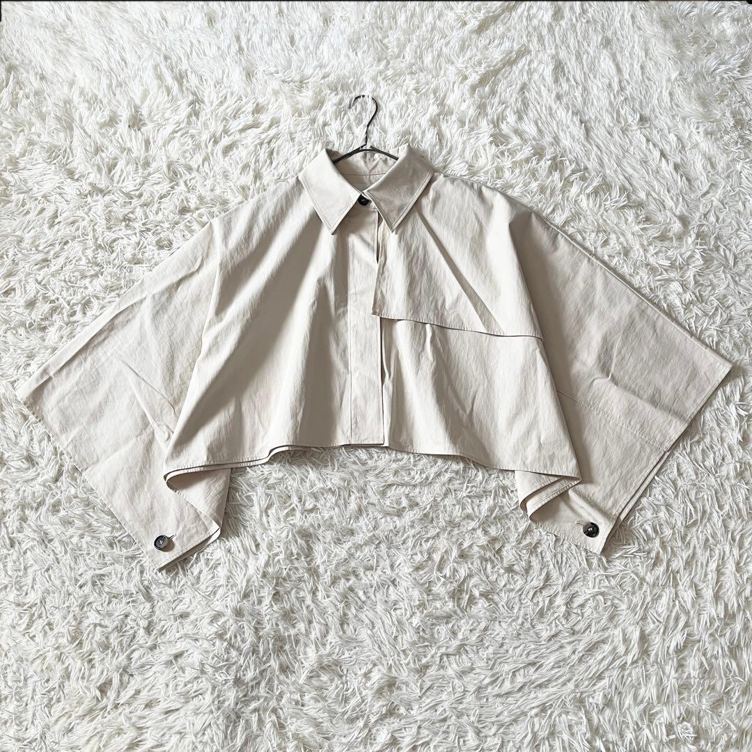 COS コス オーバーサイズ クロップド トレンチコートケープ