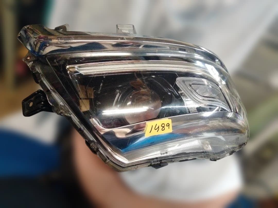 スペーシアカスタム MK53S 右 流線型LEDヘッドライト