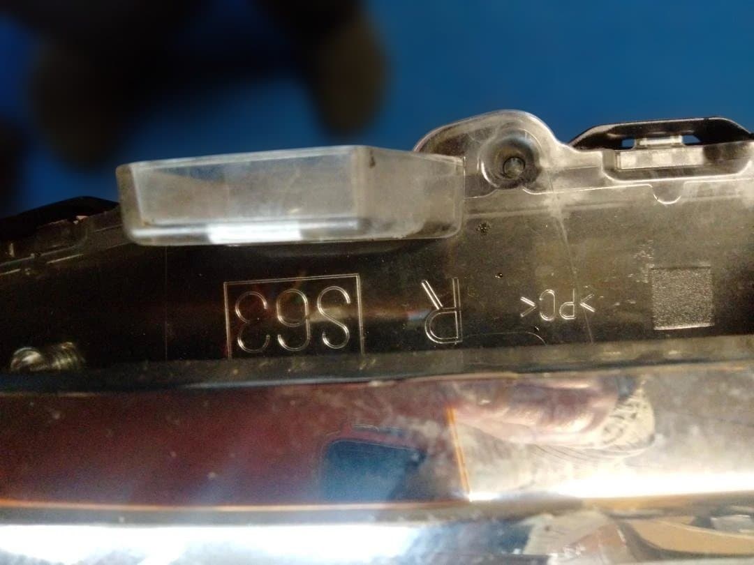 スペーシアカスタム MK53S 右 流線型LEDヘッドライト