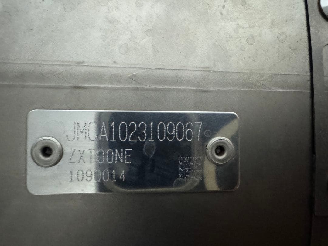 AKRAPOVIC チタン製マフラー Ninja H2SX SE ZXT02P