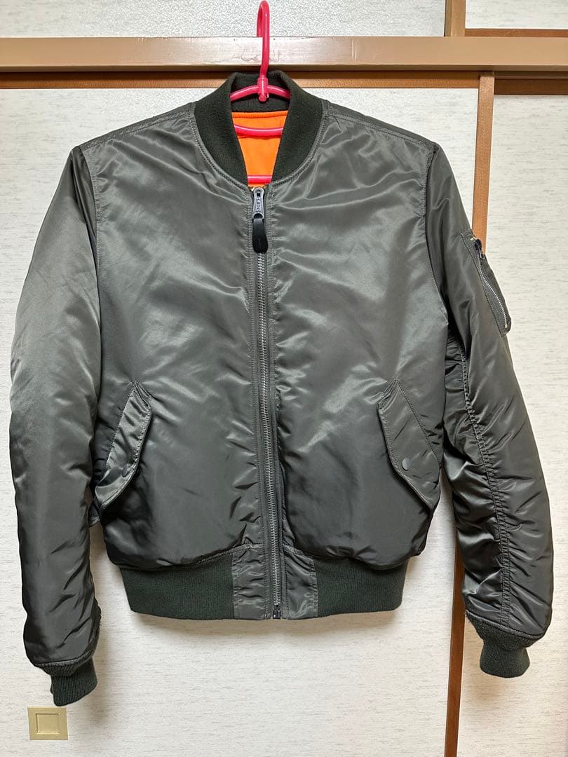 ALPHA グレー MA-1 フライトジャケット