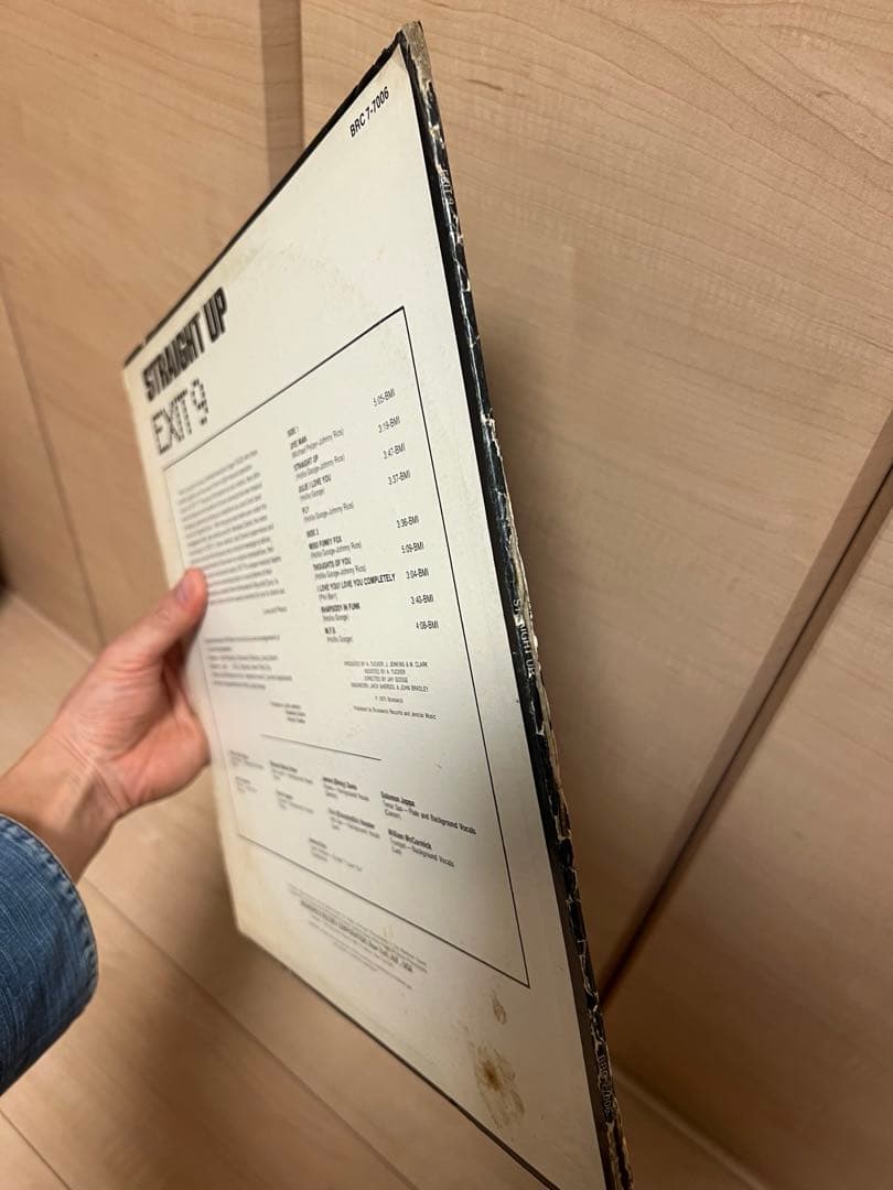 EXIT 9 STRAIGHT UP レコード