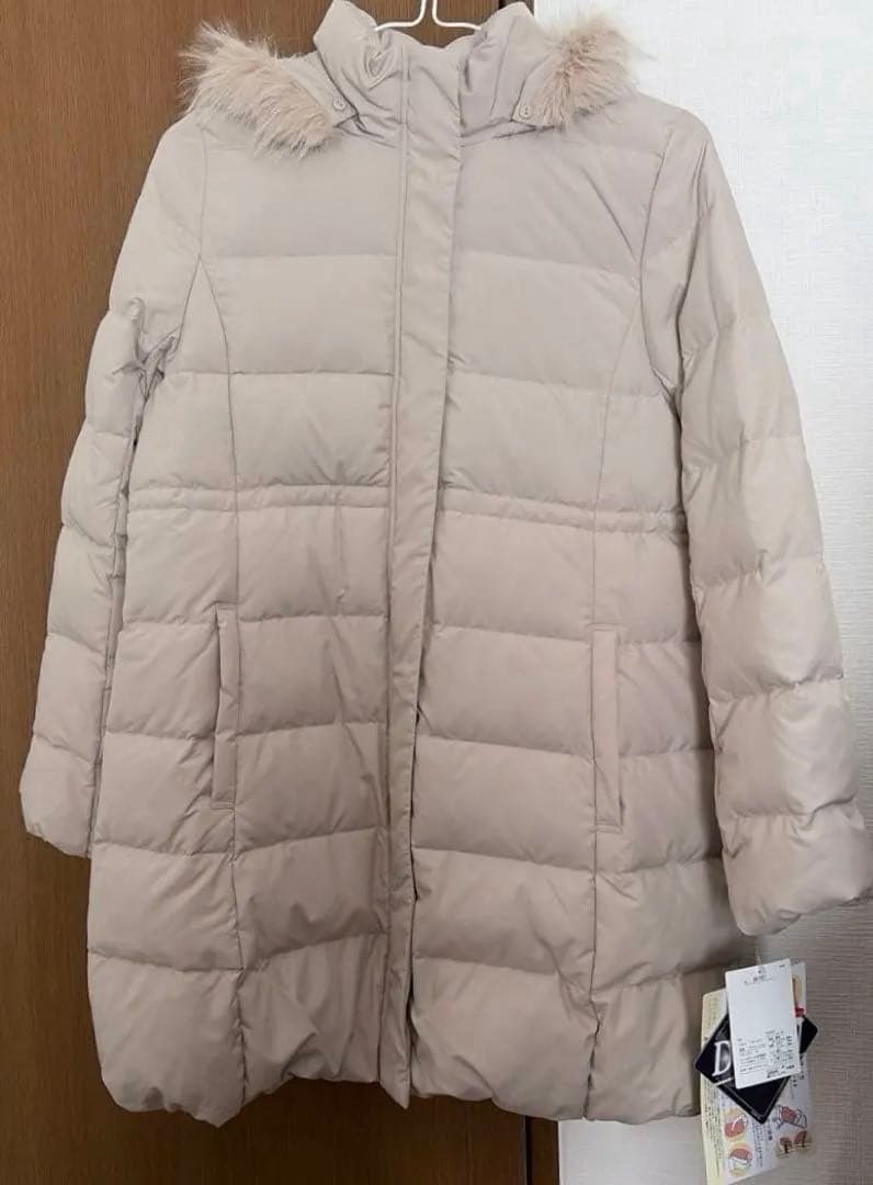 【ちず】ママコート　ケープ付き　オフベージュ　M 新品タグ付き