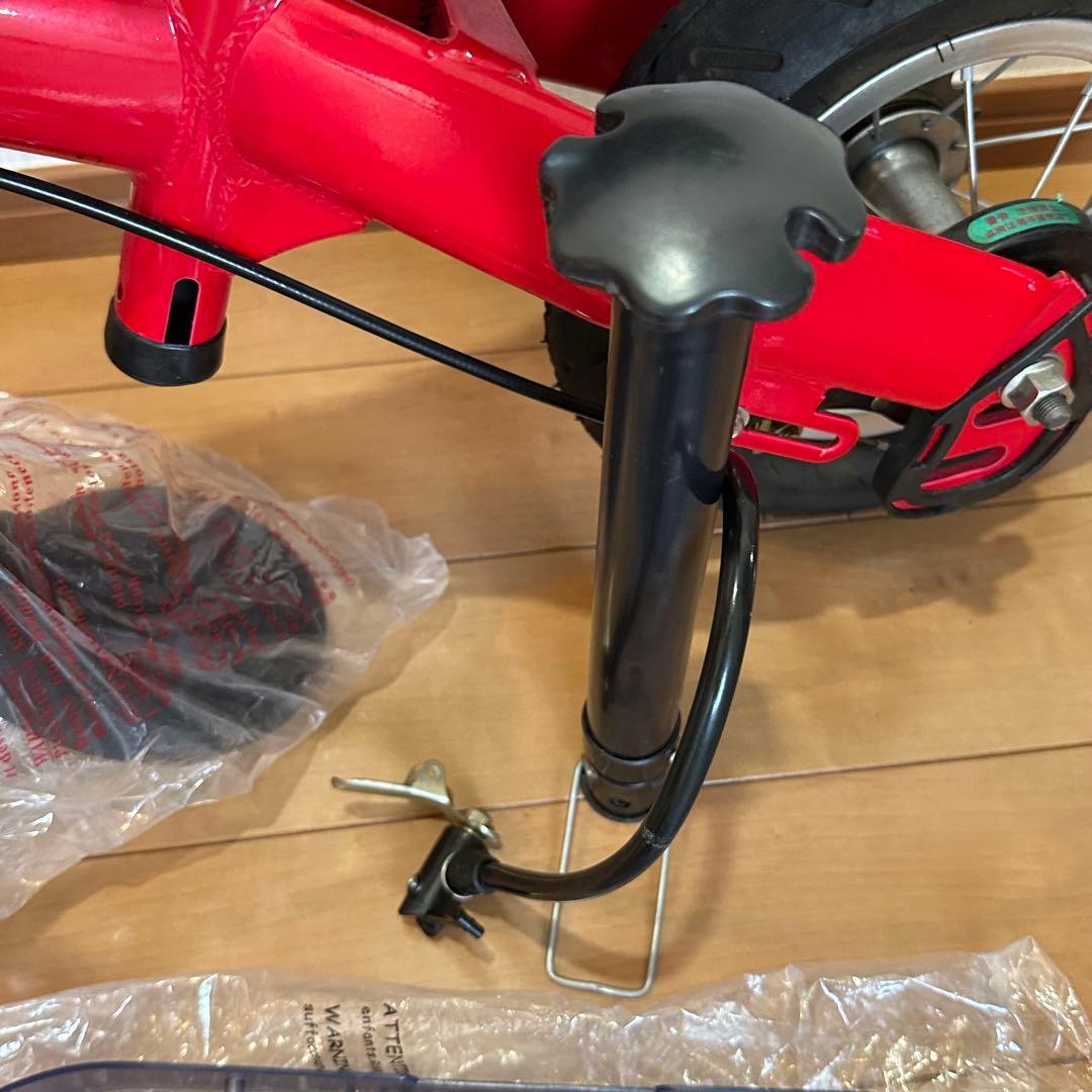 へんしんバイク レッド　赤　バランスバイクHensihn Bike 12インチ