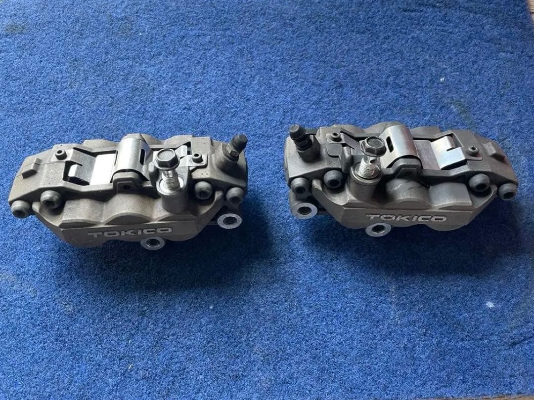 zrx400Ⅱ 純正　フロントキャリパー