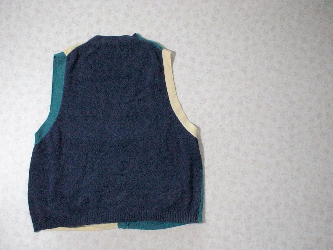 3545　CUTTER&BUOK メンズ　ニットベスト　紺Ｘ緑Ｘベージュ　Ｌ