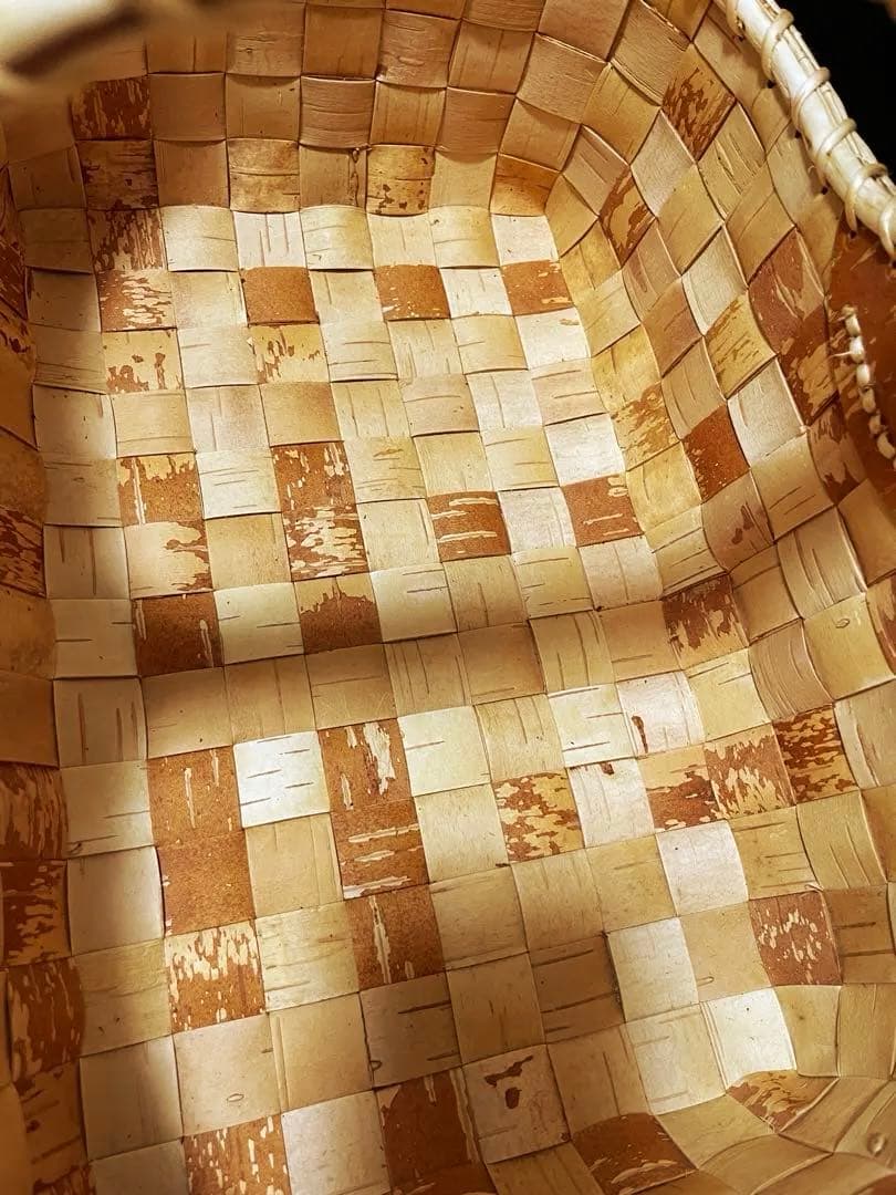 希少な白樺かご！1点のみ　ロシアSvetlana作　白樺のかご