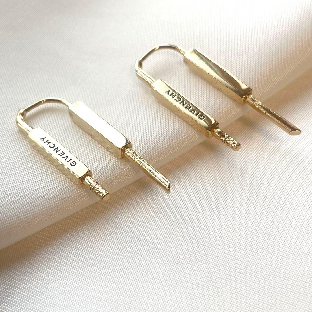 GIVENCHY ジバンシィ ユーロック ロック ピアス　レディース 金
