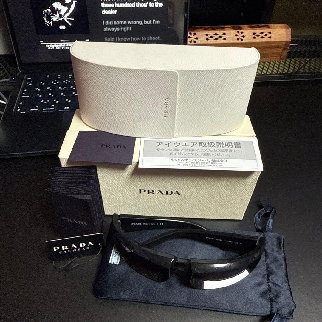 PRADA ブラック サングラス　21 savage 愛用￼