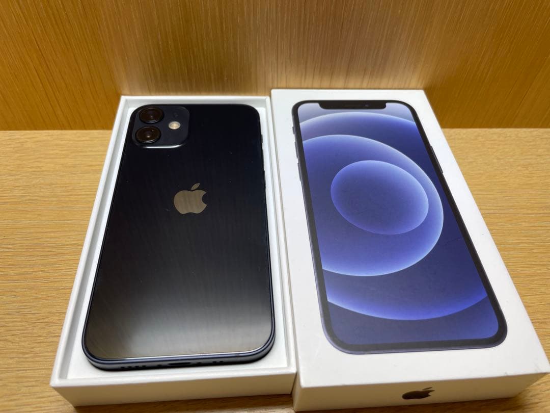 Apple iPhone 12 mini simフリー　バッテリー交換済