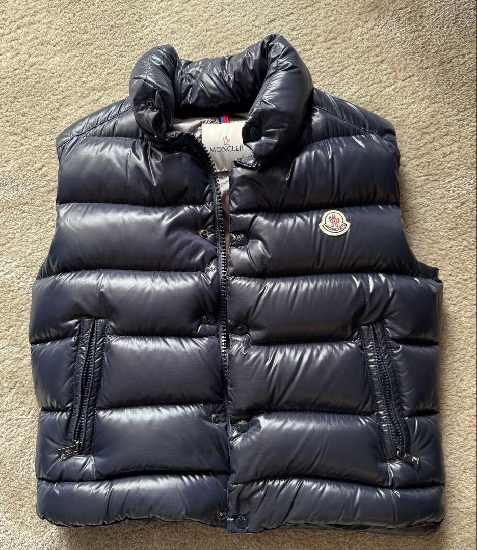 Moncler ネイビー ダウンベスト