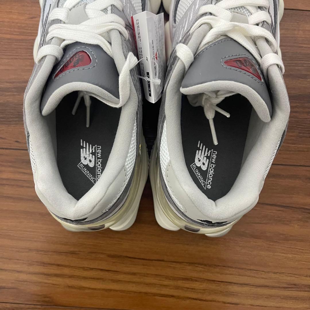 未使用 ニューバランス 9060 グレー 24.5