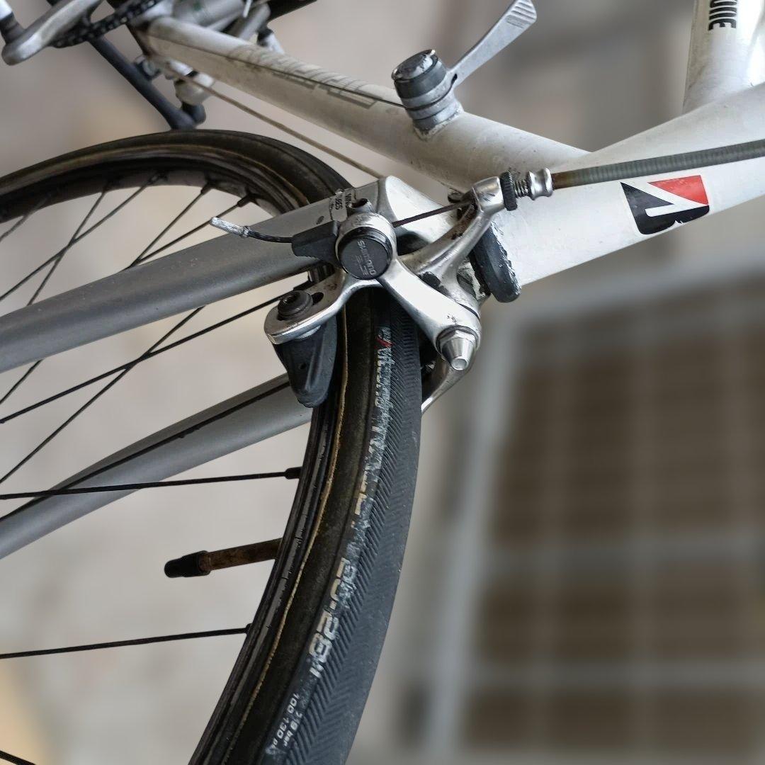 ロードバイク　ブリジストンレイダックRD1000　シマノ105