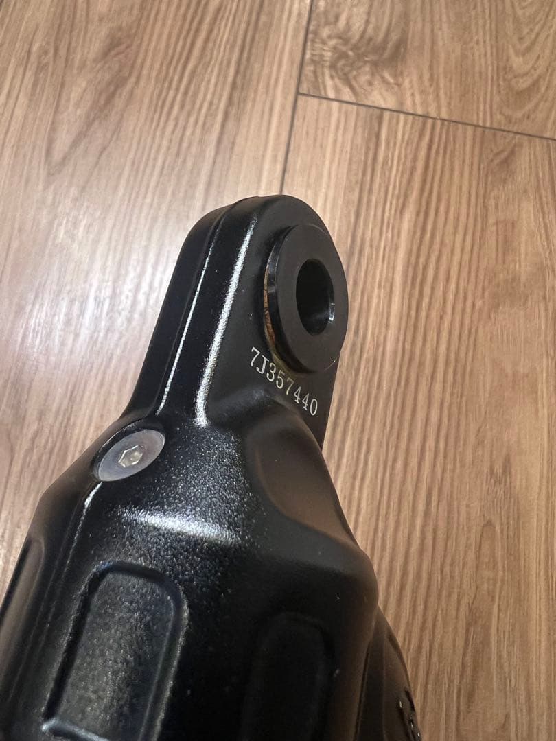 RCB VSシリーズ　リアサスペンション(XMAX、PCX用)