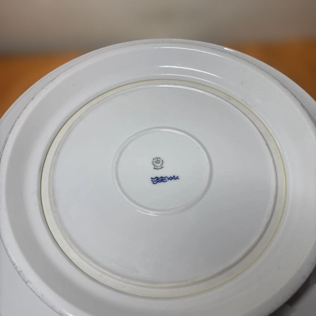 ロイヤルコペンハーゲン　ブルーフルーテッドプレイン　ケーキスタンド