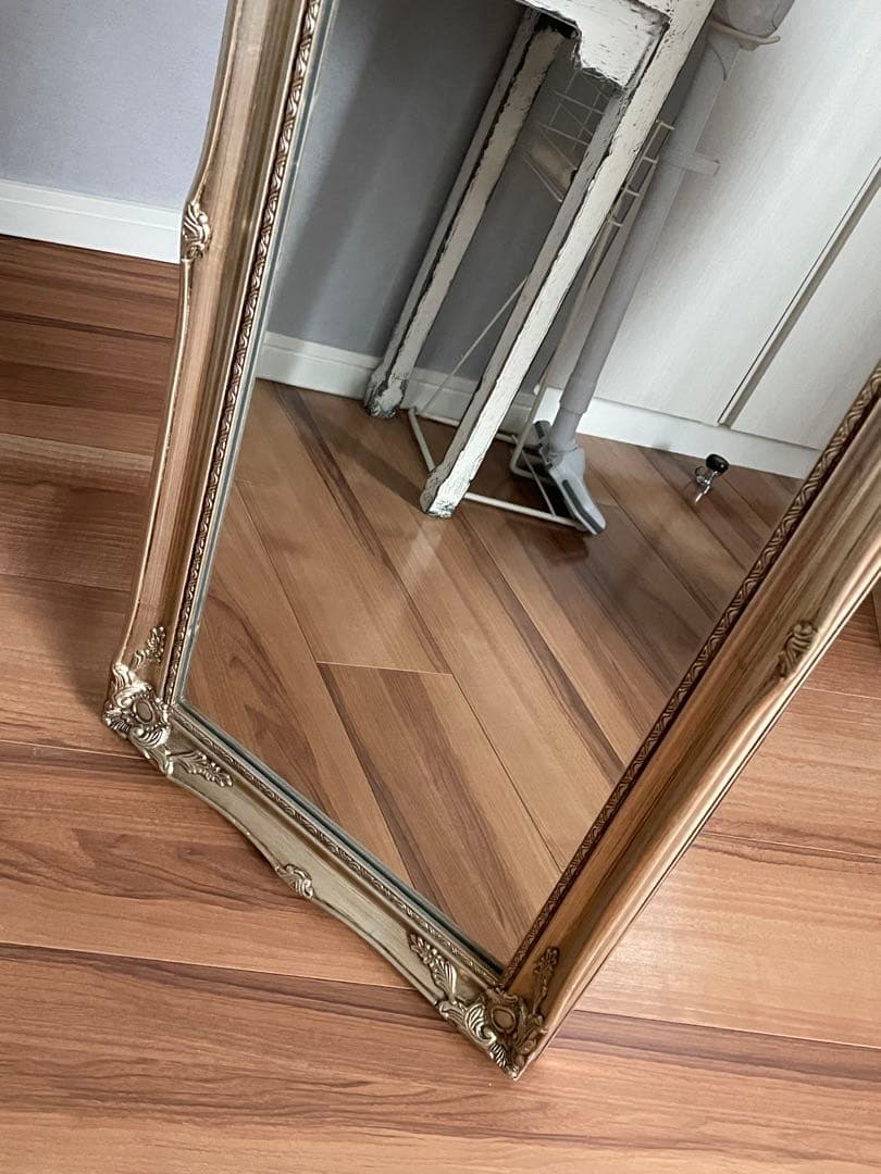 スタンドミラー　全身鏡　アンティーク調　ゴールド　たのメル便　送料込み