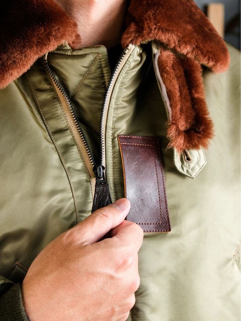 サイズ38M希少 B-15B 初期型 復刻 MA-1 no.3220規格 馬革