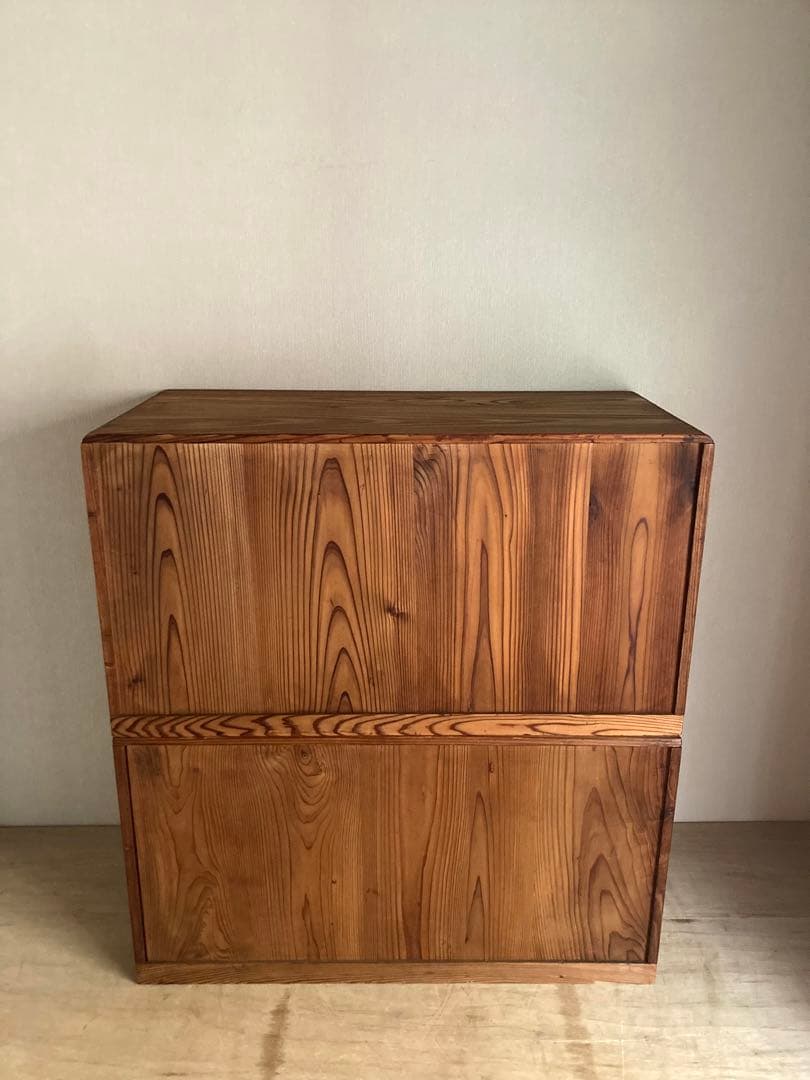 【送料込】アンティークの収納棚　無垢材　高さ93cm 上下分割可