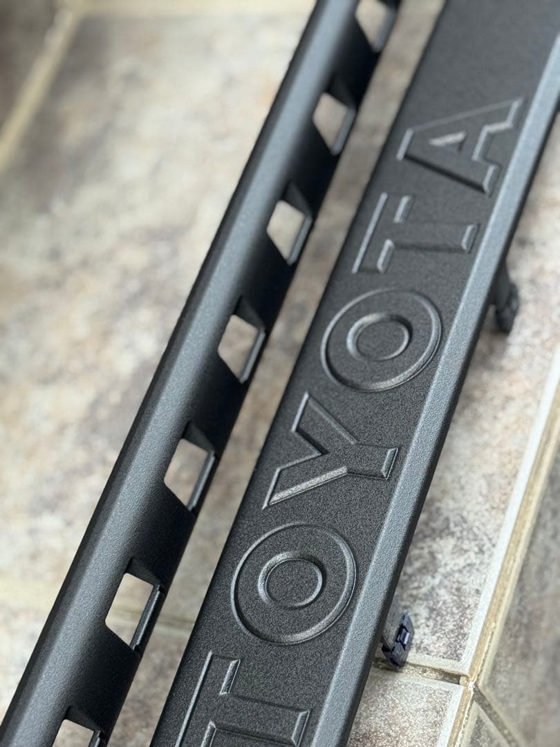 ランドクルーザー250 グリル　リア　ロアバンパー　ラプターライナー塗装