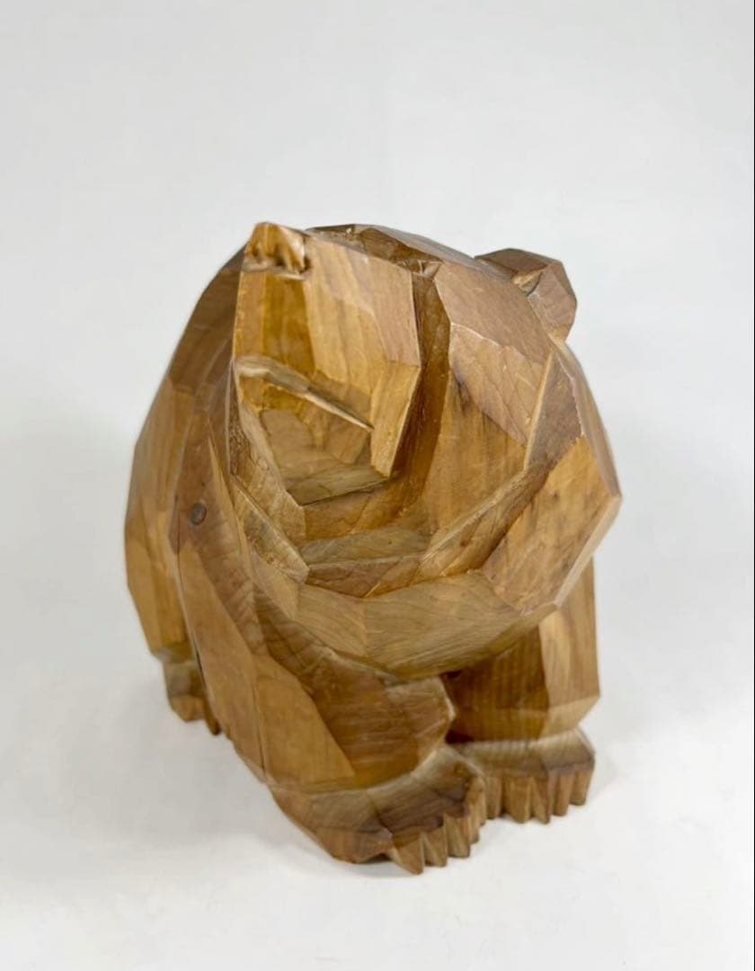 【引間二郎】　面彫りクマ　木彫り熊　やくも印あり