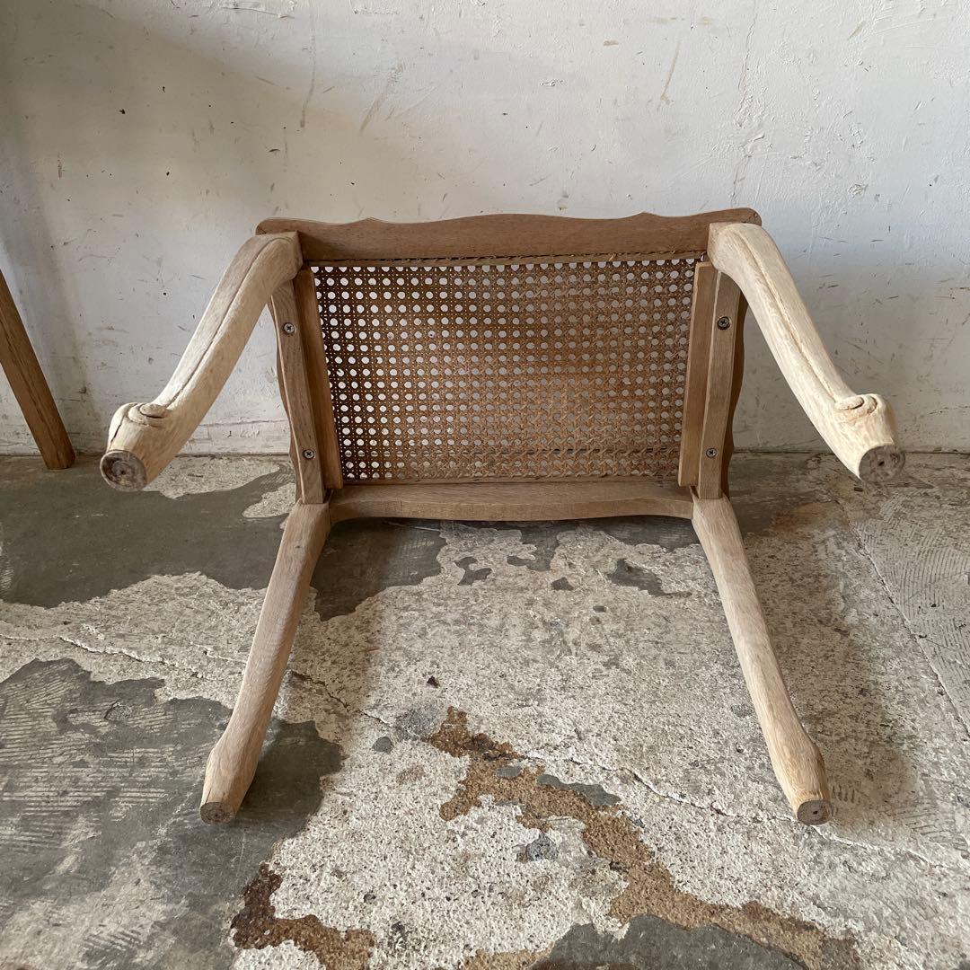 ガラストップサイドテーブル ガラストップベッドサイドテーブル　中　猫脚　剥離