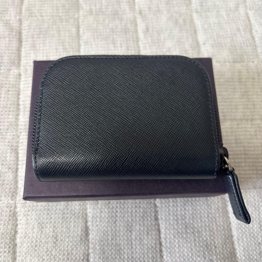 PRADA ケース　サフィアーノレザー　財布　コンパクトサイズ　ネイビー