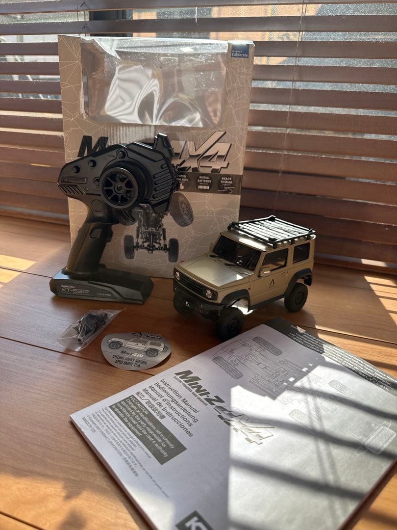 Kyosho Mini-Z 4x4 ベージュ　アピオジムニーシエラ